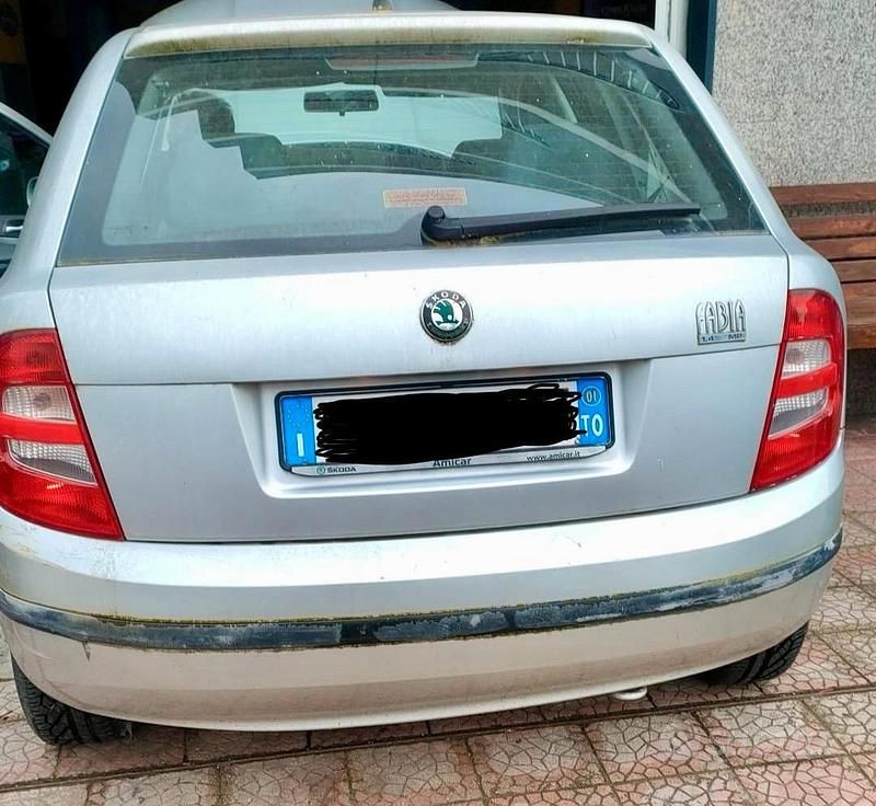 Usata Skoda Fabia 68 CV (50 kW) 2001 Berlina