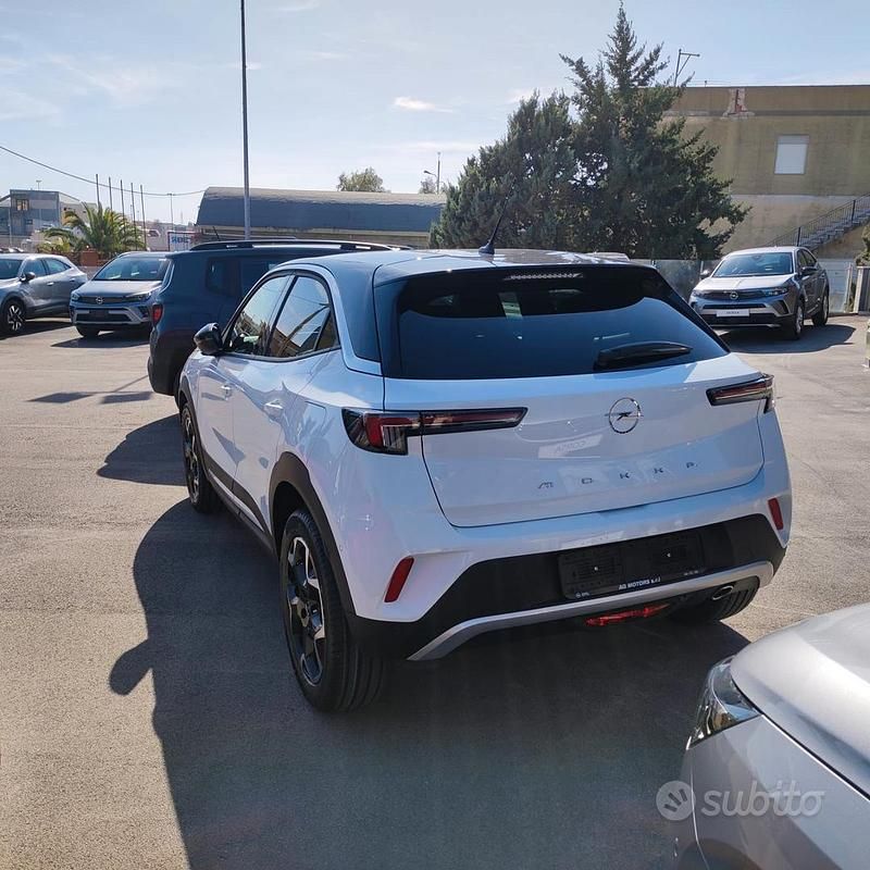 Usata Opel Mokka Ultimate 110 CV (80 kW) 2022 Bianco SUV