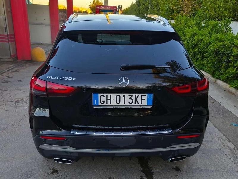Usata Mercedes GLA250 Premium 160 CV (117 kW) 2022 Nero SUV
