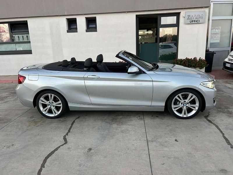 Usata BMW 218 Sport Line 190 CV (139 kW) 2017 Argento Cabrio