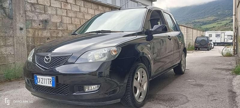 Nero Usata 2005 Mazda 2 Monovolume | 1650 € (Super prezzo) - Immagine 1/4