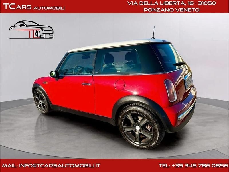 Usata Mini Cooper 116 CV (85 kW) 2003 Rosso Utilitaria