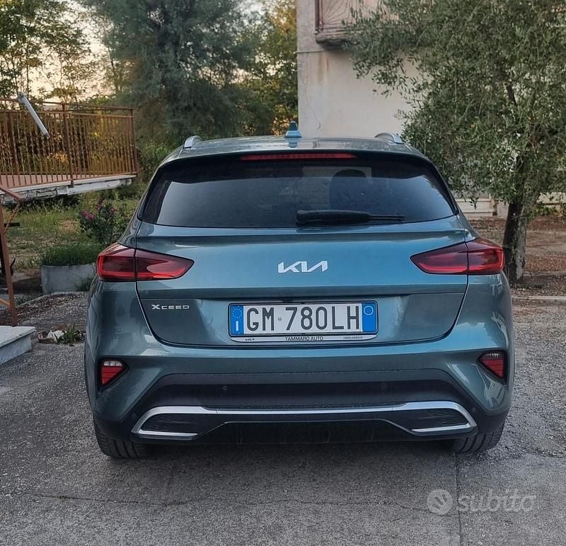 Usata Kia XCeed 120 CV (88 kW) 2023 Grigio SUV