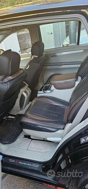 Usata Mercedes R320 224 CV (164 kW) 2007 Monovolume