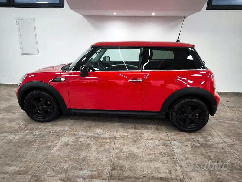 Usata Mini ONE 95 CV (69 kW) 2010 Rosso Utilitaria