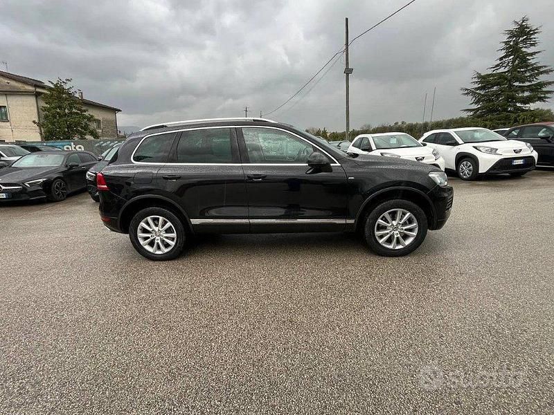 Usata VW Touareg 239 CV (175 kW) 2010 Nero SUV