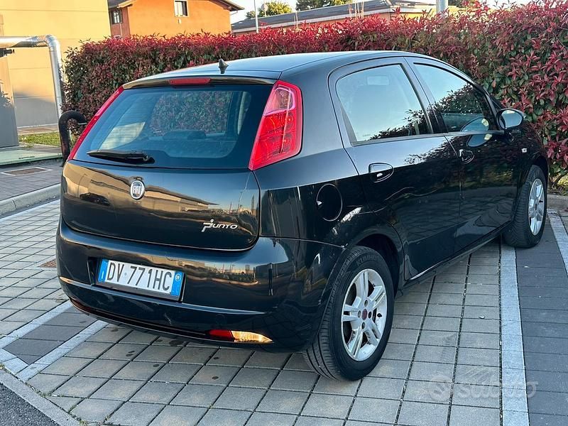 Usata Fiat Grande Punto 2009 Utilitaria