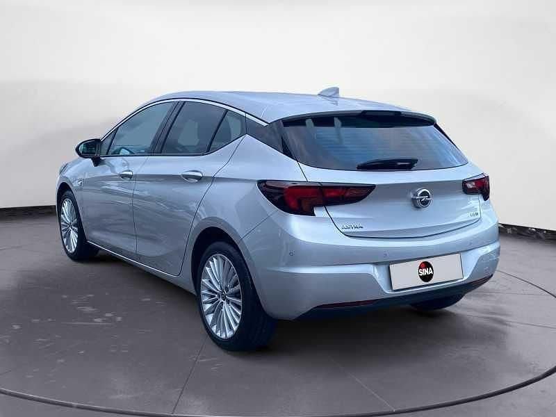 Käytetty Opel Astra Business 110 HP (80 kW) 2017 Hopea Viistoperä