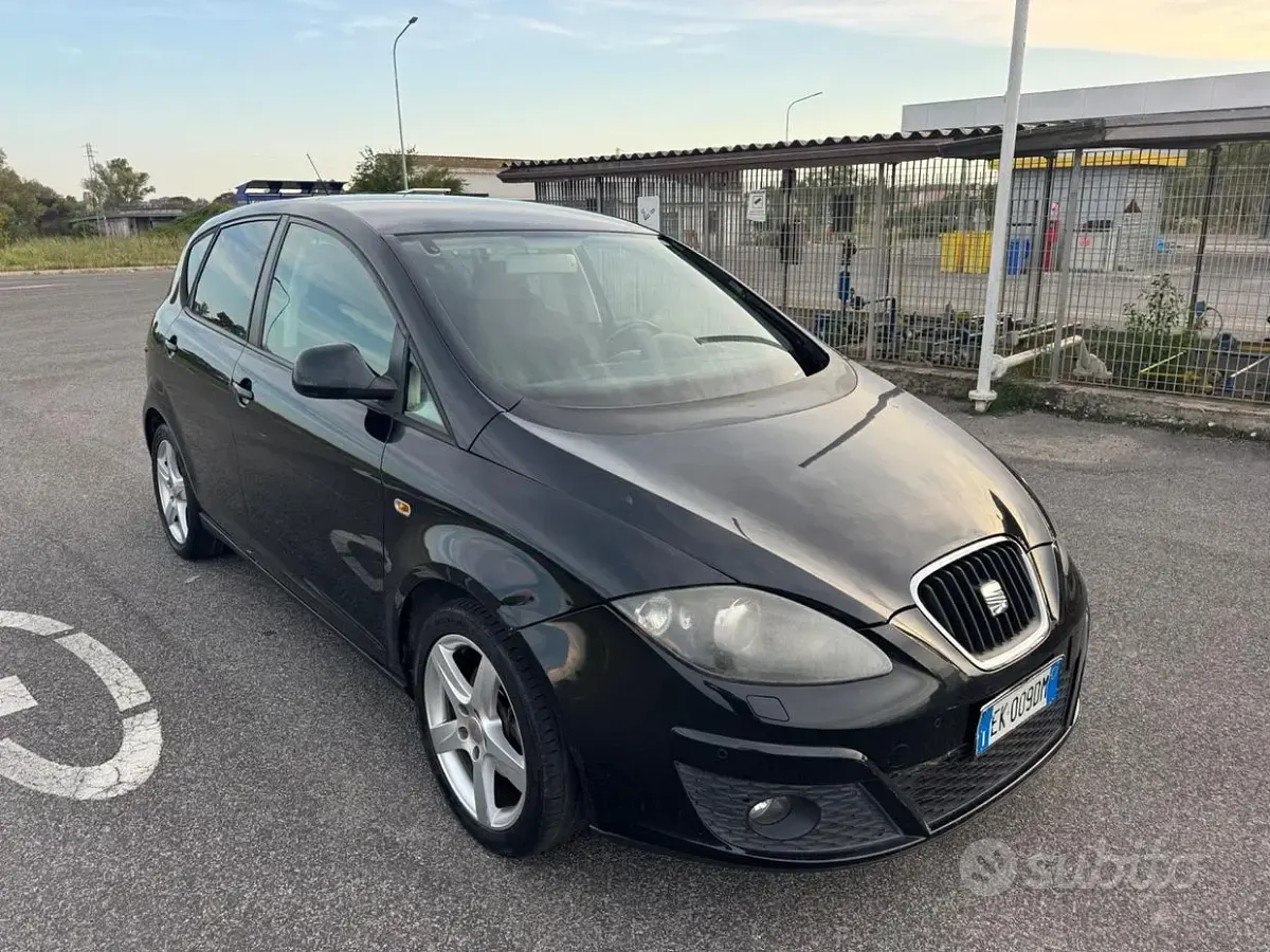 Usata Seat Altea Style 105 CV (77 kW) 2011 Nero Monovolume