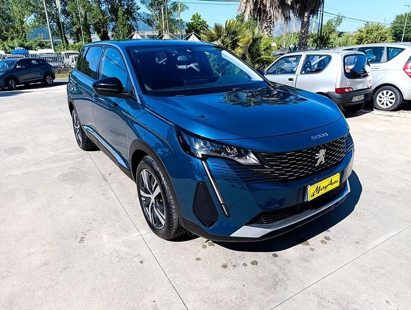 Usata Peugeot 5008 Allure 131 CV (96 kW) 2022 Blu Monovolume