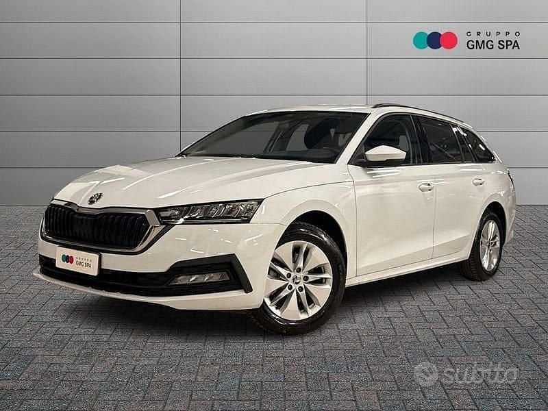 Usata Skoda Octavia Executive 150 CV (110 kW) 2024 Bianco Station wagon