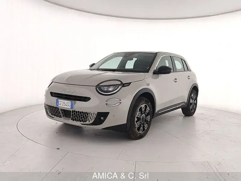 Usata Fiat 600 Pop 145 CV (106 kW) 2025 Bronzo SUV