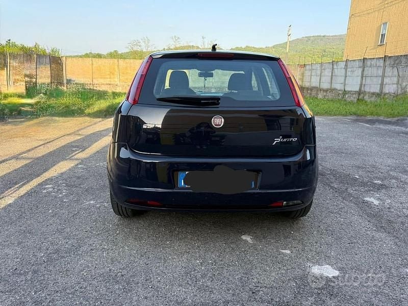 Usata Fiat Punto 2009 Blu Utilitaria