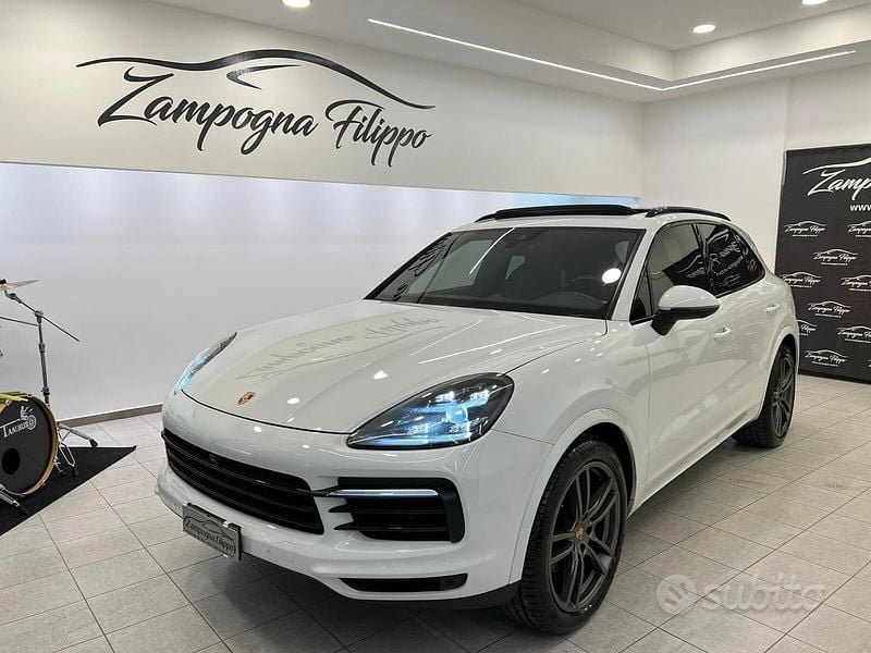 Bianco Usata 2018 Porsche Cayenne SUV | 48.999 € - Immagine 1/4