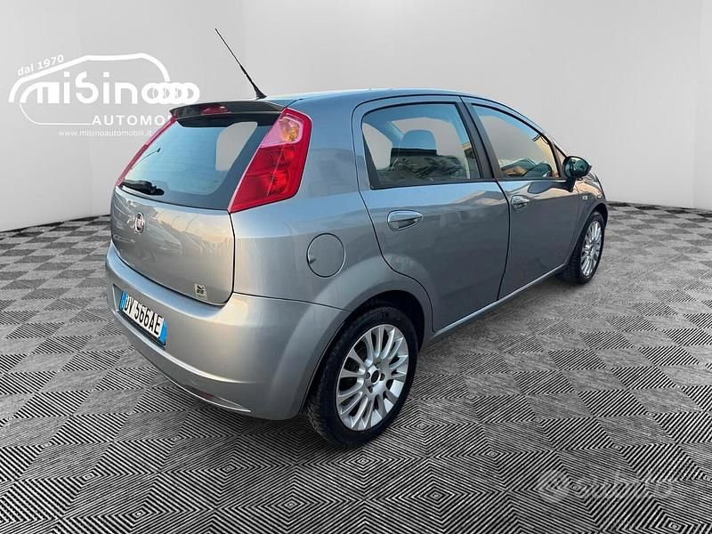 Usata Fiat Punto Active 59 CV (43 kW) 2009 Grigio Utilitaria