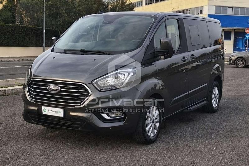 Usata Ford Tourneo Custom Titanium 131 CV (96 kW) 2020 Grigio Furgone