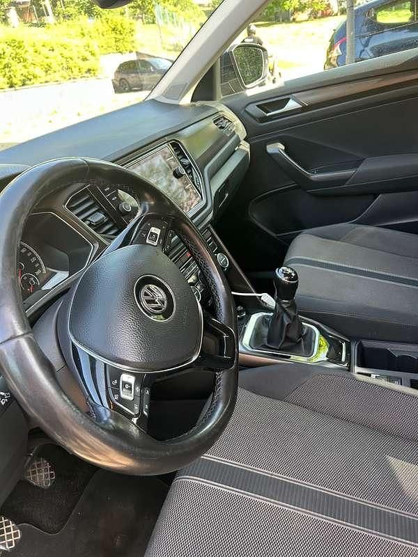 Usata VW T-Roc 116 CV (85 kW) 2019 Nero SUV