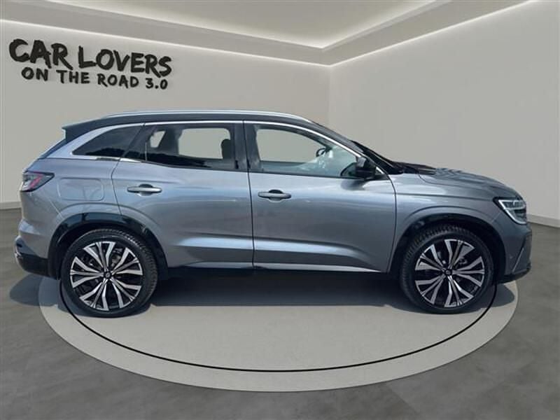 Usata Renault Austral Iconic 200 CV (147 kW) 2023 Grigio scuro SUV