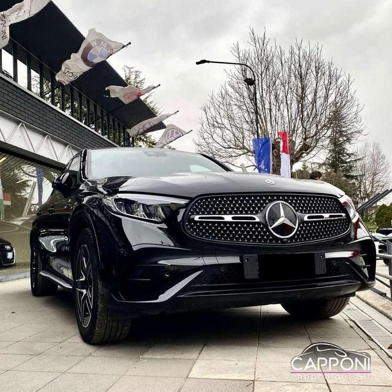 Usata Mercedes GLC220 AMG 197 CV (144 kW) 2023 Nero Coupé