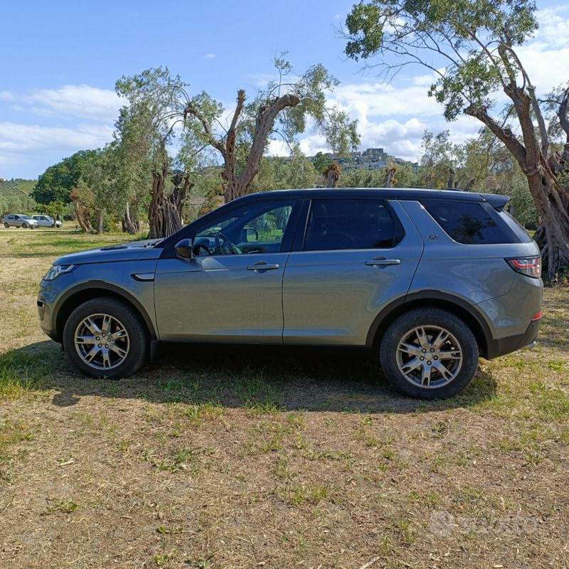 Usata Land Rover Discovery Sport HSE 150 CV (110 kW) 2015 Verde SUV