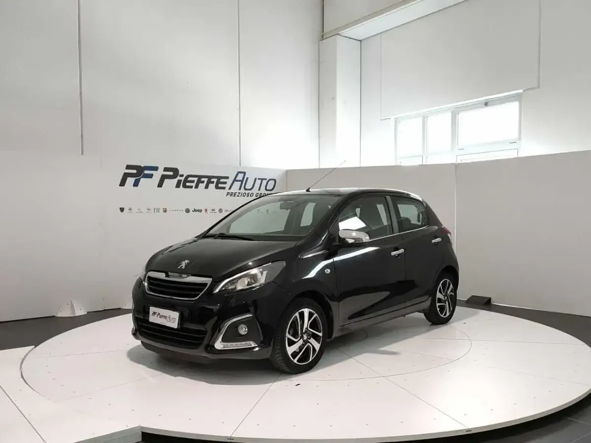 Usata Peugeot 108 Allure 69 CV (50 kW) 2015 Utilitaria