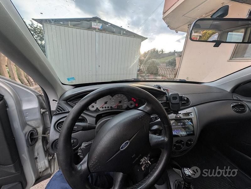 Usata Ford Focus 2000 Grigio Station wagon