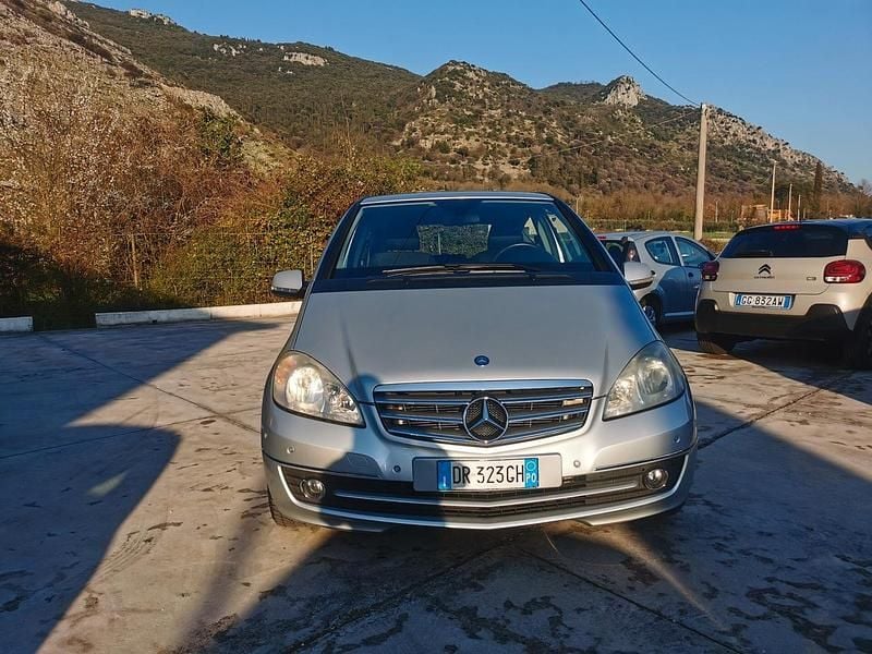 Usata Mercedes A150 Avantgarde 95 CV (69 kW) 2008 Argento Coupé