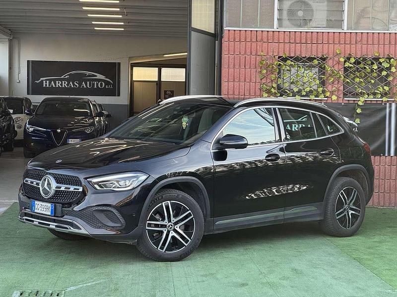 Usata Mercedes GLA220 Premium 190 CV (139 kW) 2021 Grigio SUV