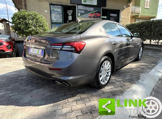 Usata Maserati Ghibli 330 CV (242 kW) 2021 Grigio Coupé