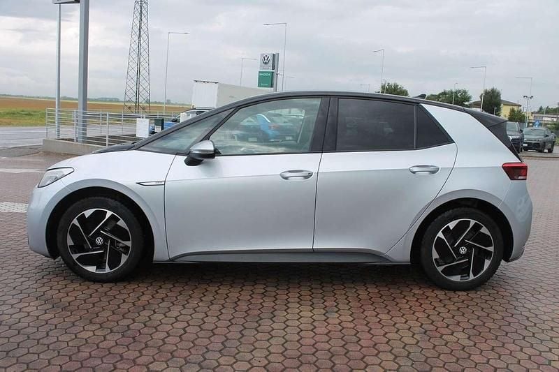 Usata VW ID.3 Pro Performance 150 kW (204 CV) 2022 Moon silver / nero Utilitaria