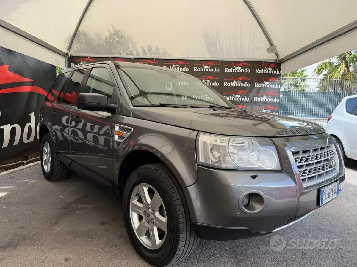 Usata Land Rover Freelander 2 HSE 160 CV (117 kW) 2007 Grigio SUV