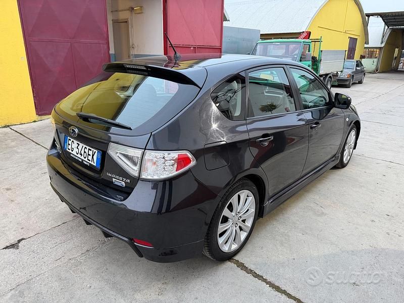 Usata Subaru Impreza 150 CV (110 kW) 2011 Grigio Berlina