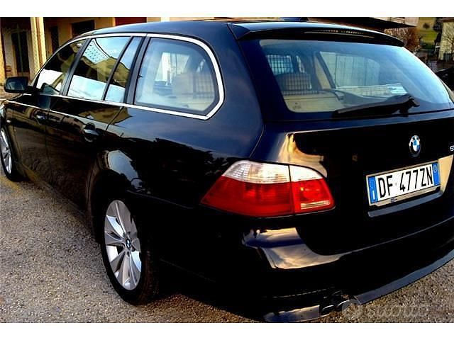 Usata BMW 530 2007 Nero Station wagon