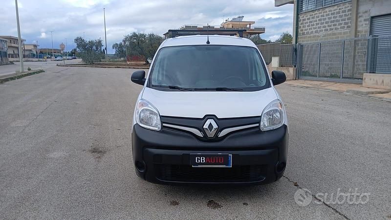 Usata Renault Kangoo LIMITED 115 CV (84 kW) 2020 Bianco Monovolume