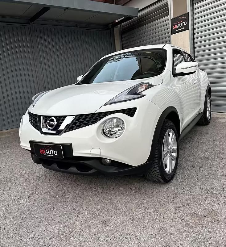 Usata Nissan Juke Acenta 110 CV (80 kW) 2017 Bianco SUV