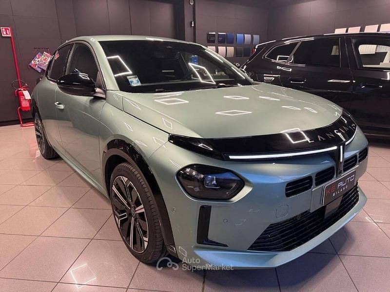 Usata Lancia Ypsilon 101 CV (74 kW) 2025 Verde giada Utilitaria