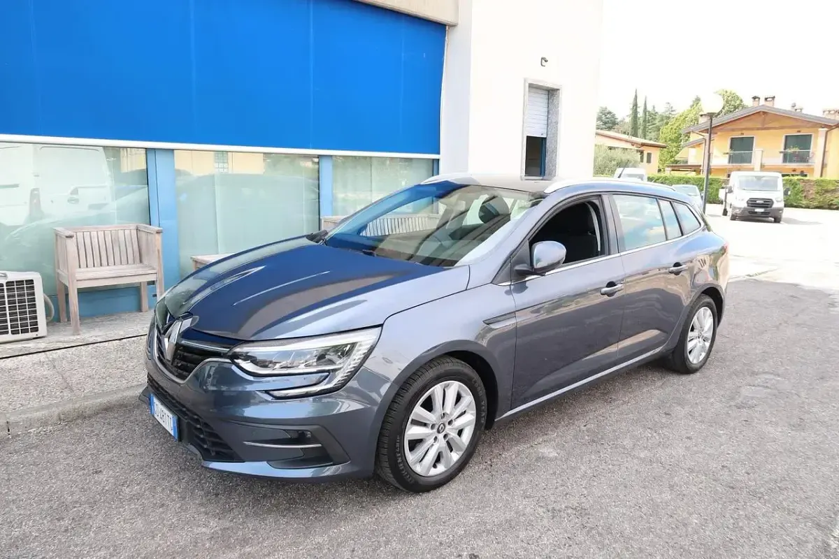 Usata Renault Mégane GrandTour Business 116 CV (85 kW) 2020 Grigio Station wagon