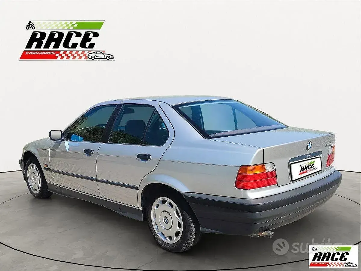 Usata BMW 316 Efficient Dynamics 103 CV (75 kW) 1993 Gray Berlina