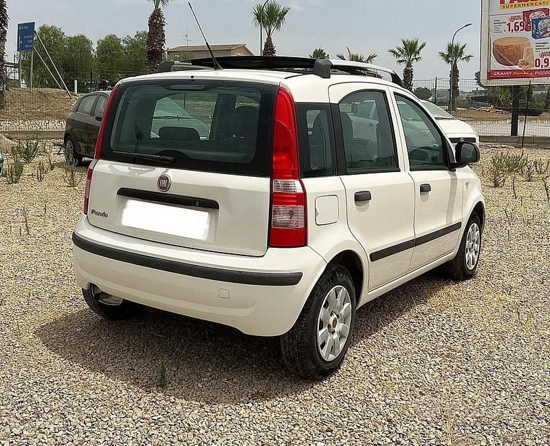 Usata Fiat Panda Dynamic 69 CV (50 kW) 2010 Bianco Utilitaria