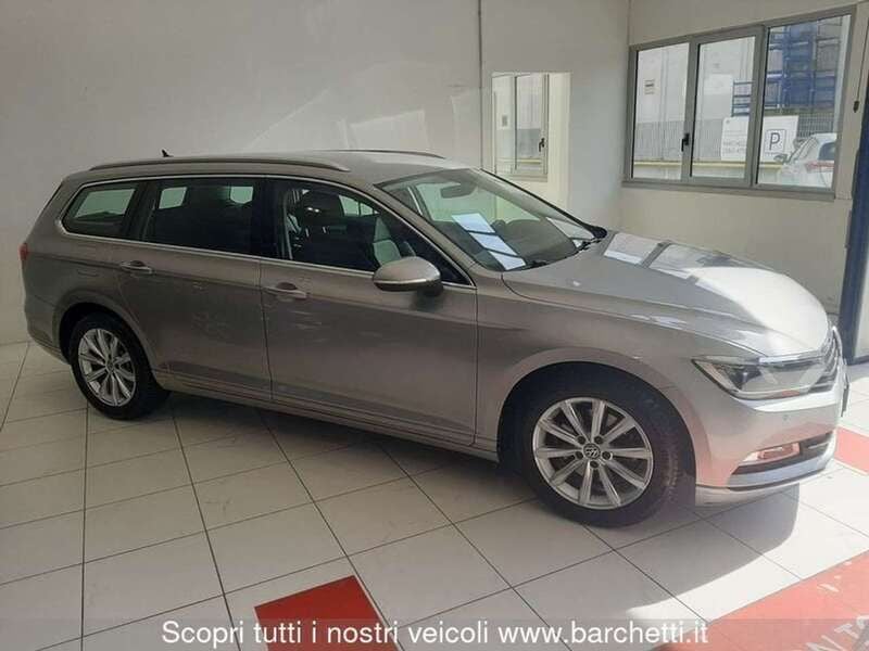 Usata VW Passat Comfortline 150 CV (110 kW) 2015 Grigio Station wagon