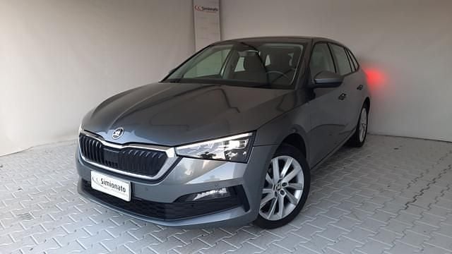 Usata Skoda Scala Style 110 CV (80 kW) 2022 Grigio scuro Utilitaria