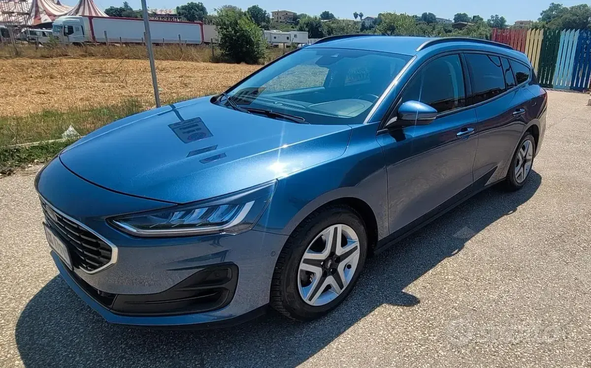 Usata Ford Focus Business Edition 120 CV (88 kW) 2022 Bluazzurro Station wagon