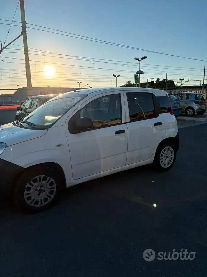 Usata Fiat Panda 80 CV (58 kW) 2015 Bianco Utilitaria