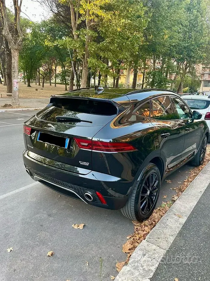 Usata Jaguar E-Pace 200 CV (147 kW) 2018 Nero SUV