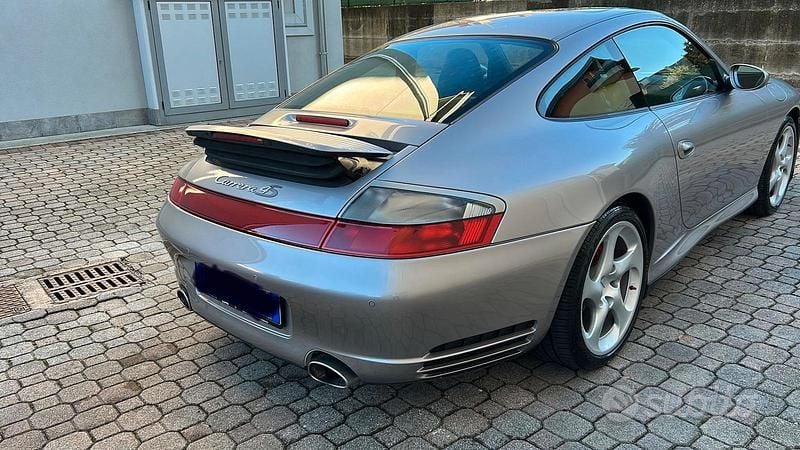 Usata Porsche 996 320 CV (235 kW) 2003 Grigio Coupé