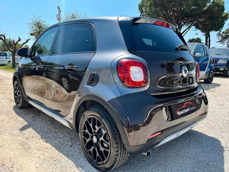 Usata Smart ForFour 90 CV (66 kW) 2018 Marrone Utilitaria
