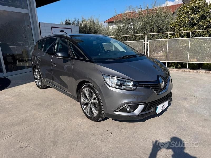 Usata Renault Grand Scénic IV Intens 110 CV (80 kW) 2017 Grigio Monovolume