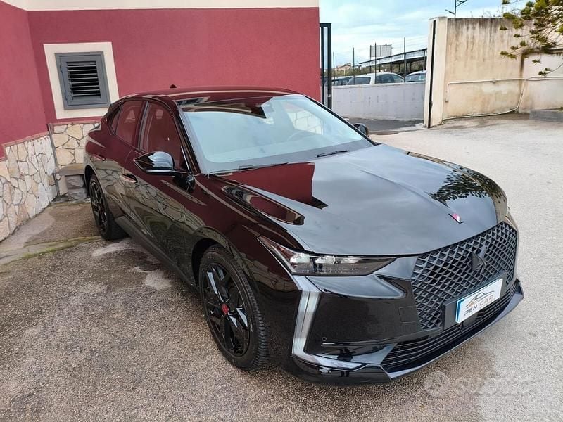 Gebraucht DS Automobiles DS4 Performance Line Plus 131 PS (96 kW) 2022 Schwarz SUV