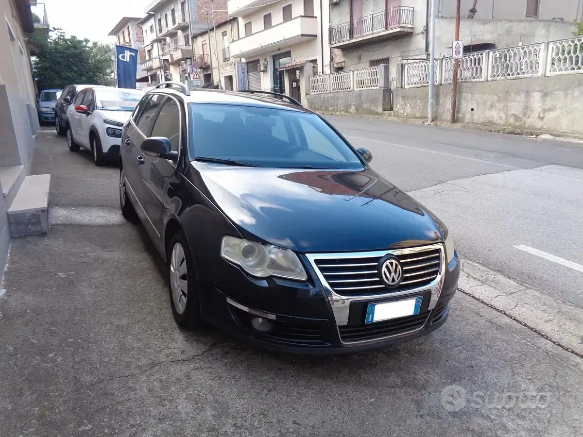 Usata VW Passat 140 CV (102 kW) 2008 Nero Station wagon