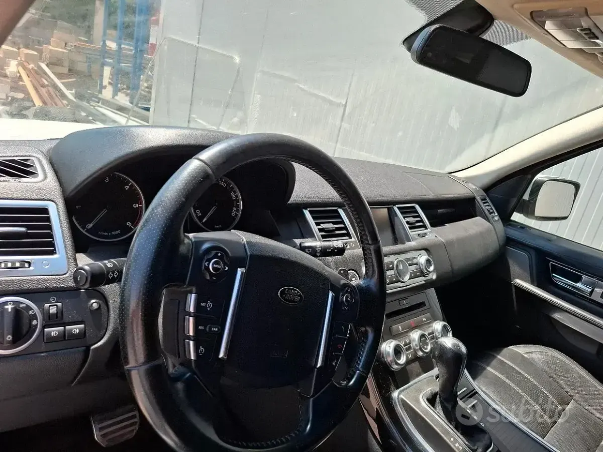 Usata Land Rover Range Rover 249 CV (183 kW) 2011 SUV